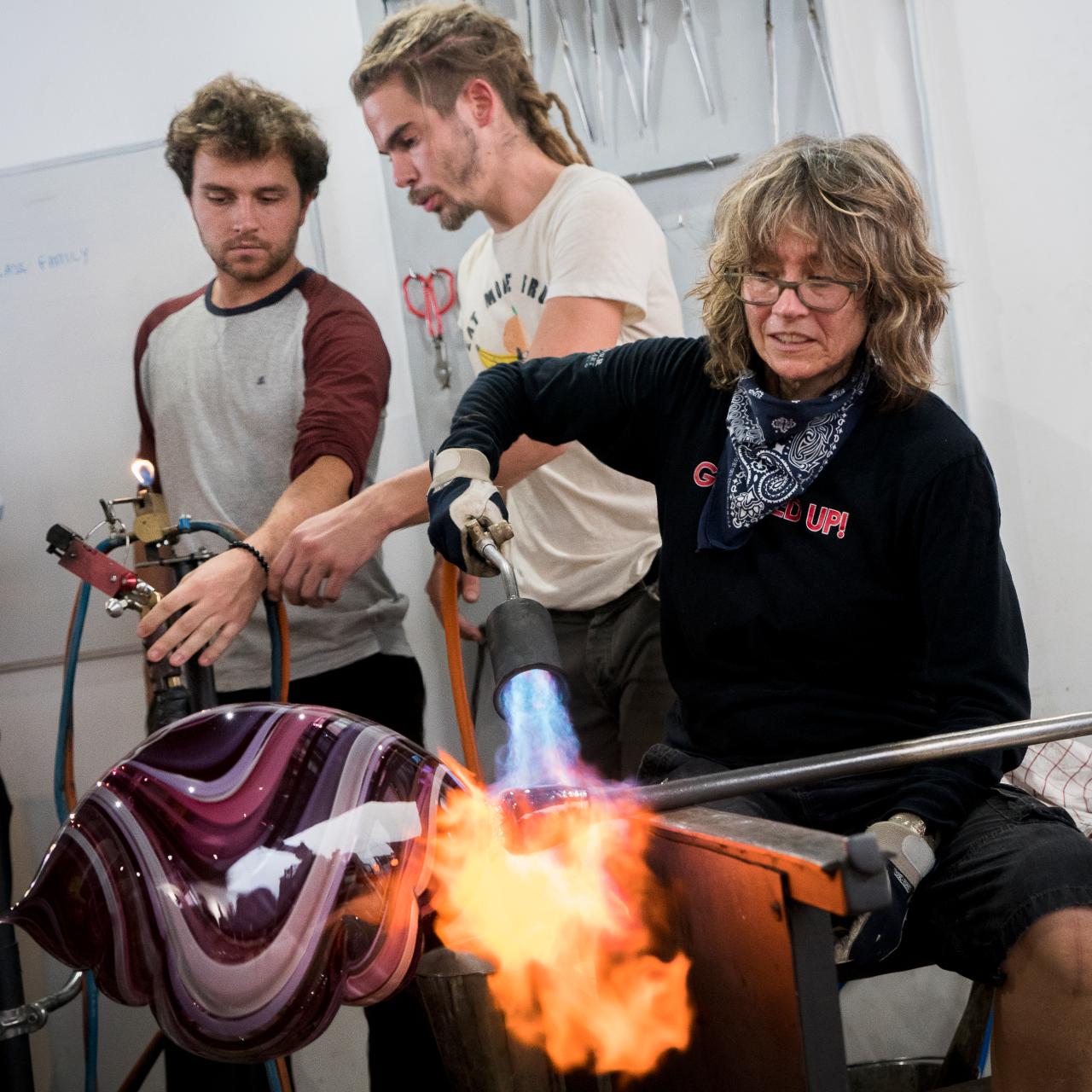 Nancy Callan Artisan Summer School 2019 Glassblowing Belle Ile Marc Baudrillart©Michelangelo Foundation